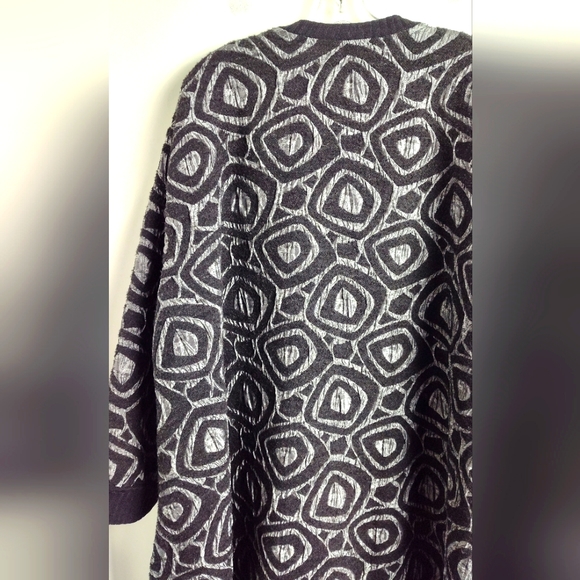 NWT Gershon Bram light wool blend coat art to wear abstract print textured black - Picture 11 of 11